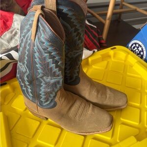 Ariat Futurity Tan and Navy Western Cowboy Boots